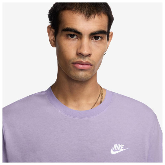 Nike Ανδρική κοντομάνικη μπλούζα Sportswear Club Nike Ανδρική κοντομάνικη μπλούζα Sportswear Club